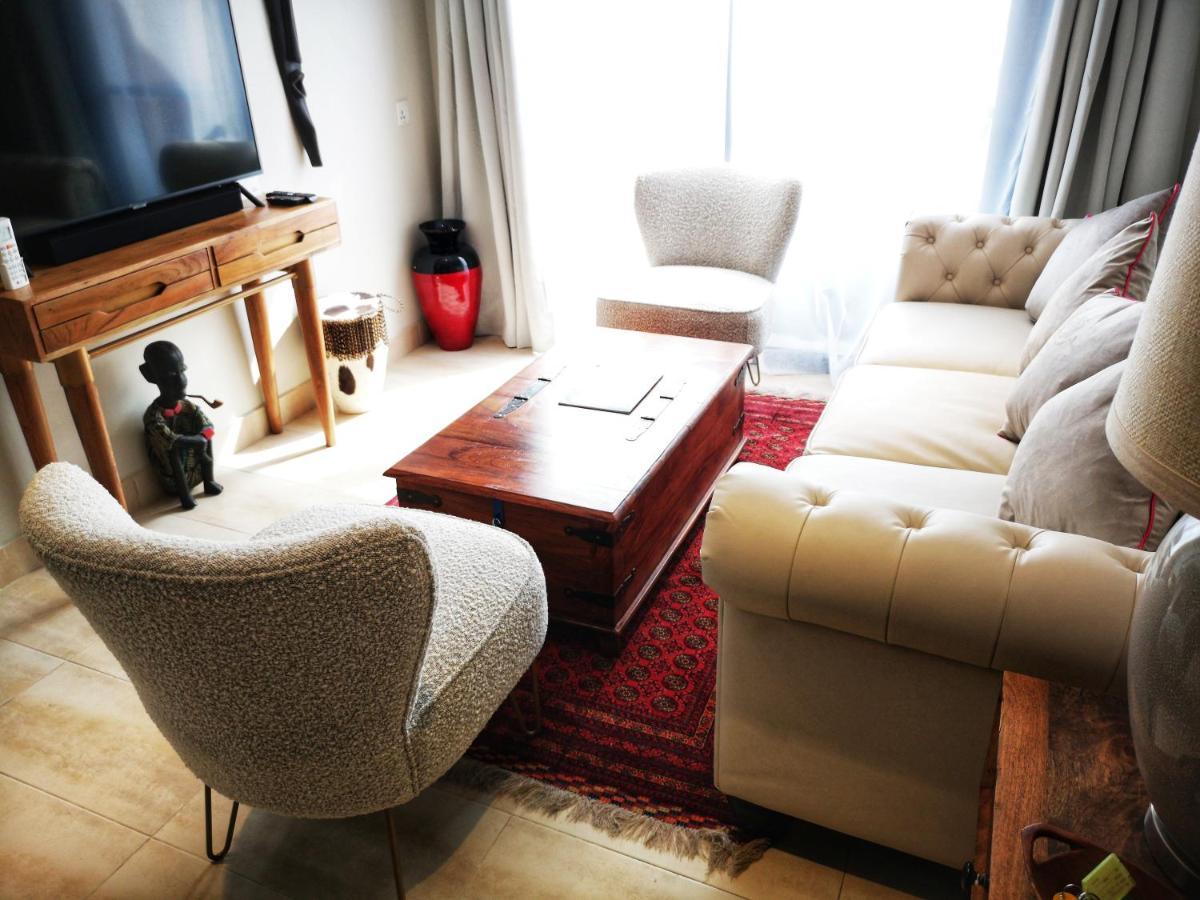 E14, Forest View Apartments, Deposit Required To Confirm Booking コロリ エクステリア 写真